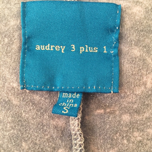 Burnout Destroyed Tee with Spikes - Picture 5 of 5